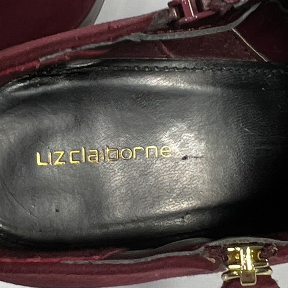𝅺LIZ‎ CLAIBORNE EAGAN SUEDE HEALED ANKLE BOOT - Picture 7 of 7